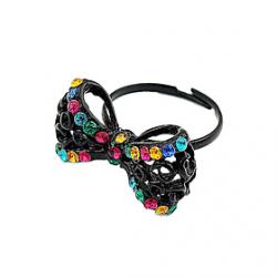 Cheap Korean version of the new female hollow diamond bow ring (random color)