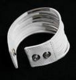 Low Price on CCB013   Wholesale Korean Jewelry New Fashion Bracelets Leather Bracelet Bangle
