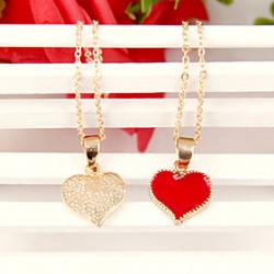 Cheap Korean Fashion golden peach heart pendant necklace sweater chain Bonelink (random color)