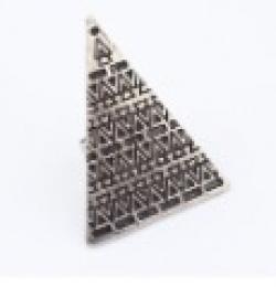 Low Price on Europe and the United States exaggerated retro triangle ring!#44