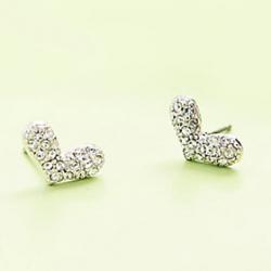 Cheap Korean version of popular Japanese and Korean jewelry wholesale diamond shining full of love earrings E159